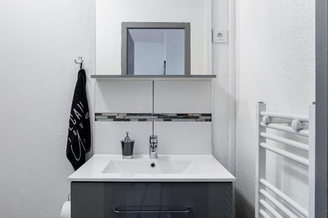 Myhome Basel Rc44B Saint-Louis  Exteriör bild